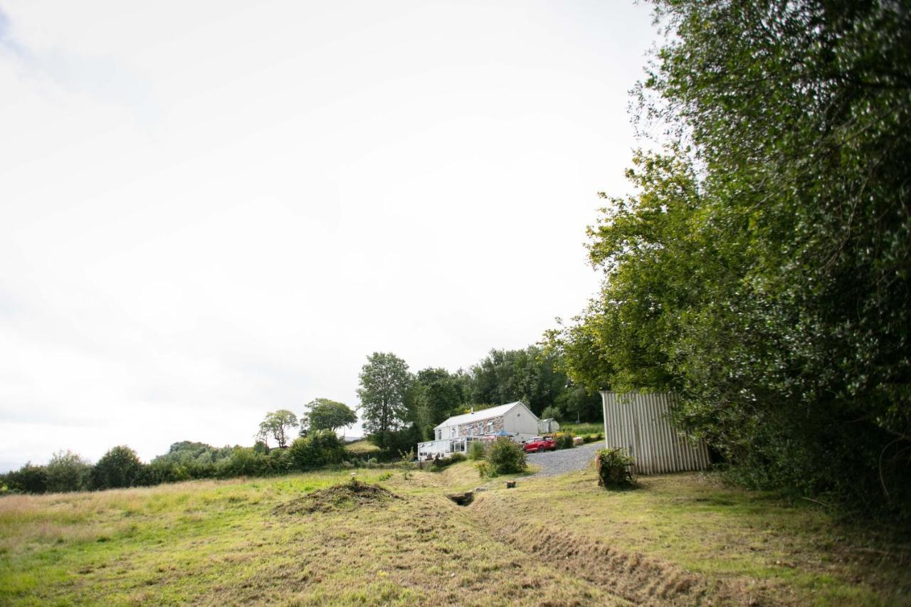 Cwtch Farm Bed & Breakfast Ystalyfera Eksteriør billede